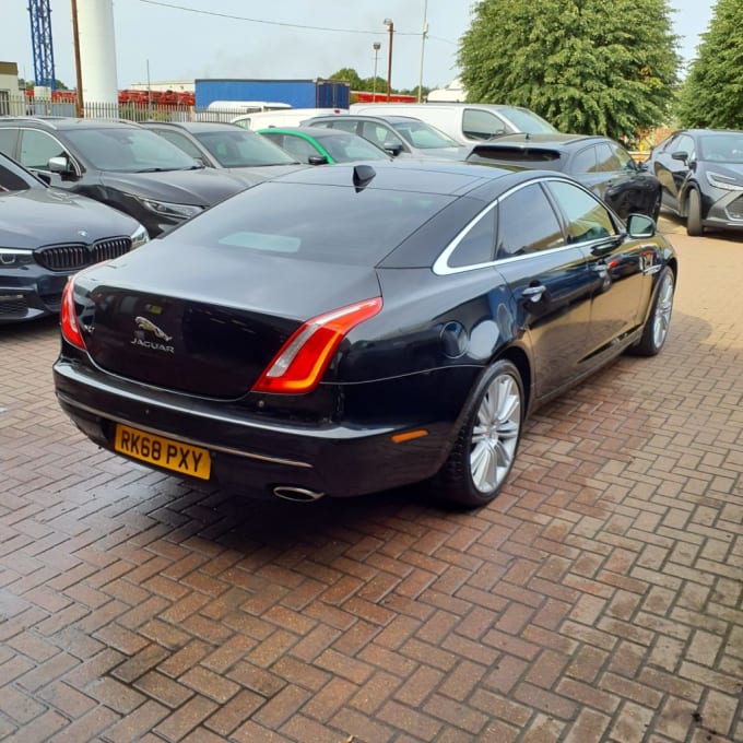 2025 Jaguar Xj