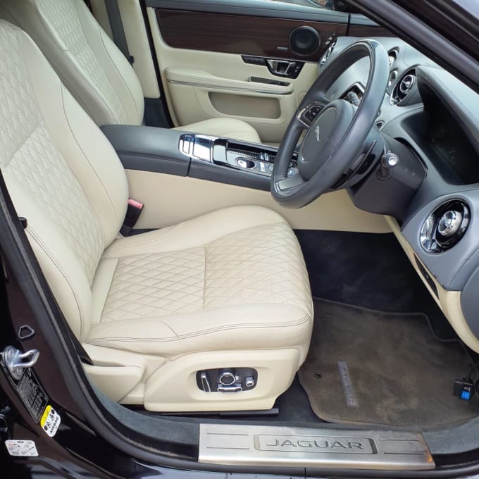 2025 Jaguar Xj