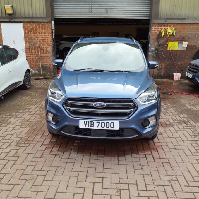 2025 Ford Kuga