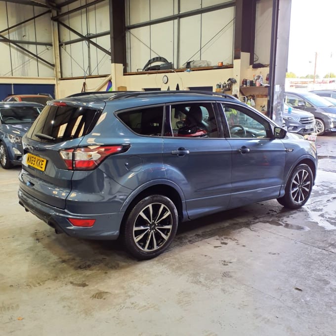 2025 Ford Kuga