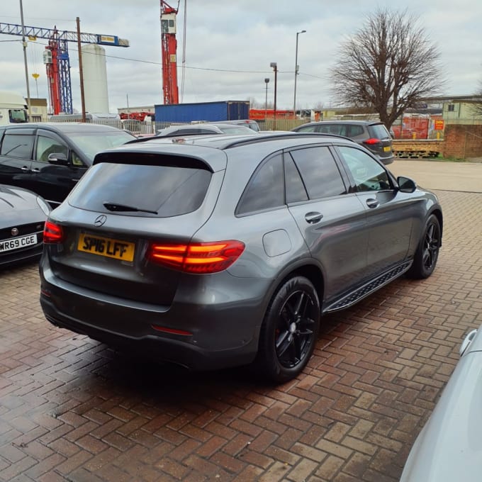 2025 Mercedes-benz Glc