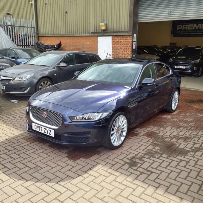 2025 Jaguar Xe