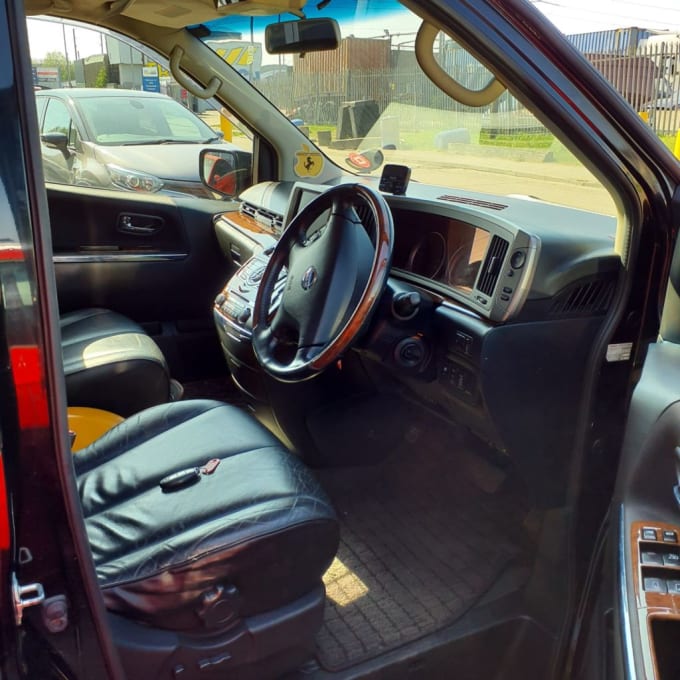 2025 Nissan Elgrand