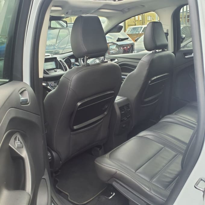 2025 Ford Kuga