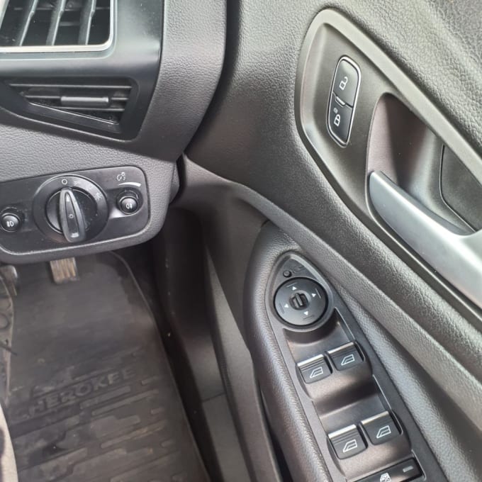 2025 Ford Kuga