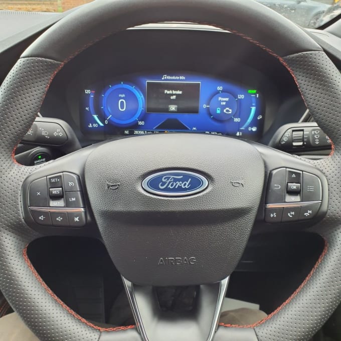 2025 Ford Kuga
