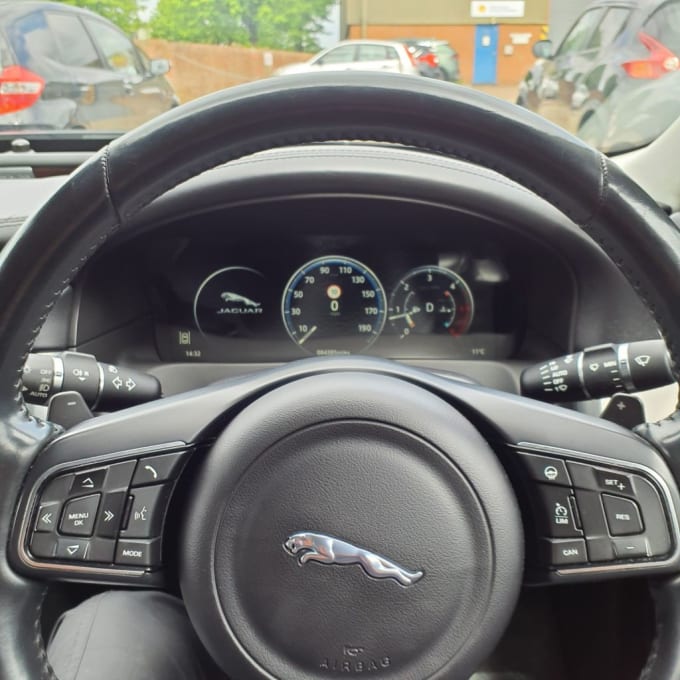 2025 Jaguar Xf