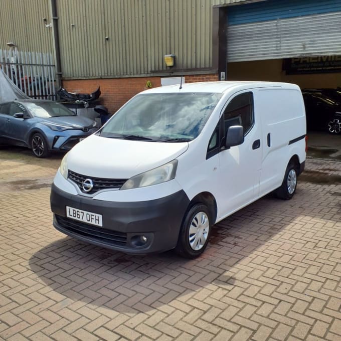 2025 Nissan Nv200
