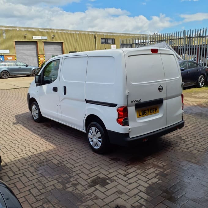 2025 Nissan Nv200