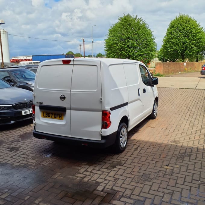 2025 Nissan Nv200