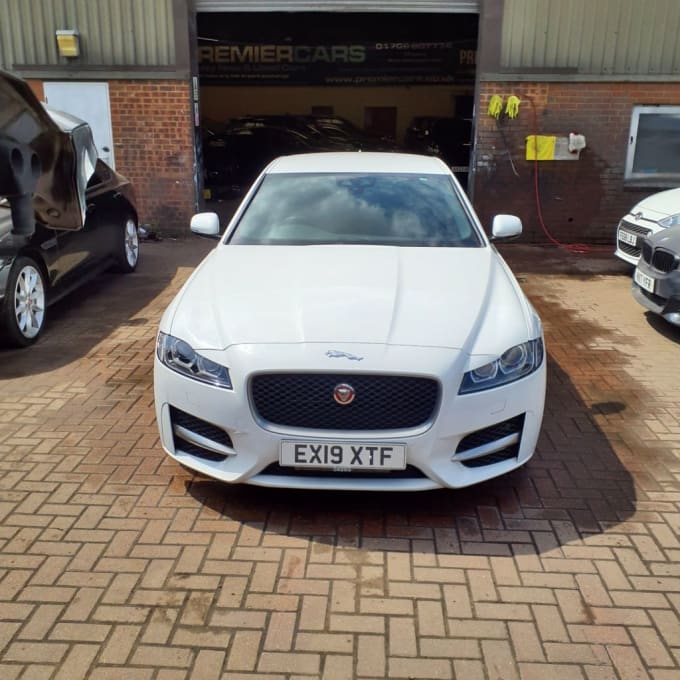 2019 Jaguar Xf