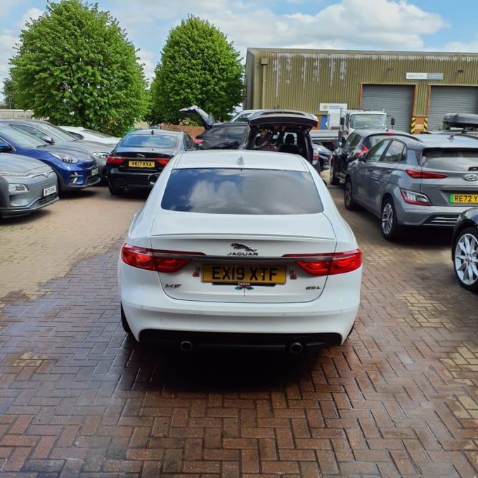 2019 Jaguar Xf