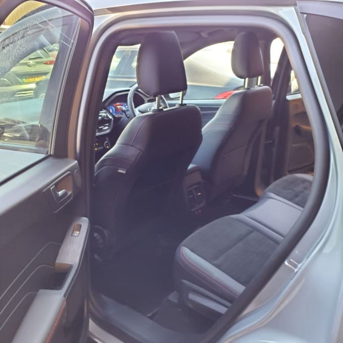 2025 Ford Kuga