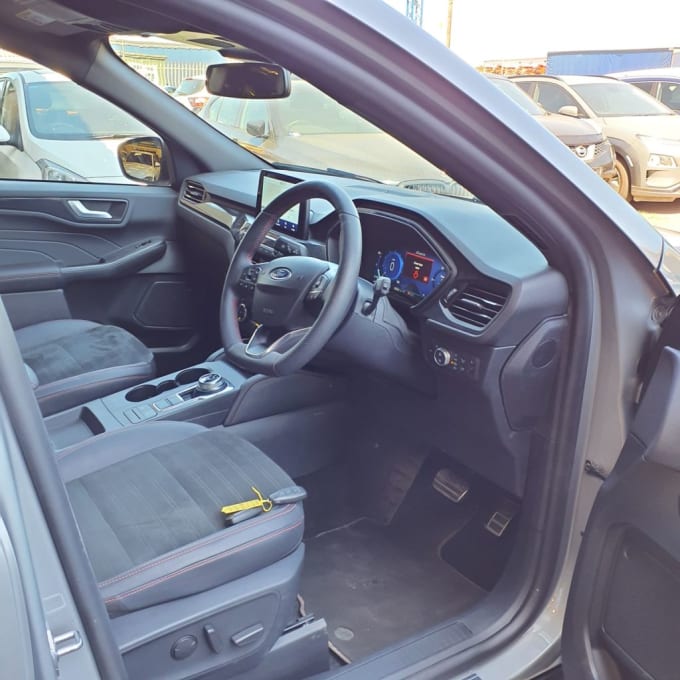 2025 Ford Kuga