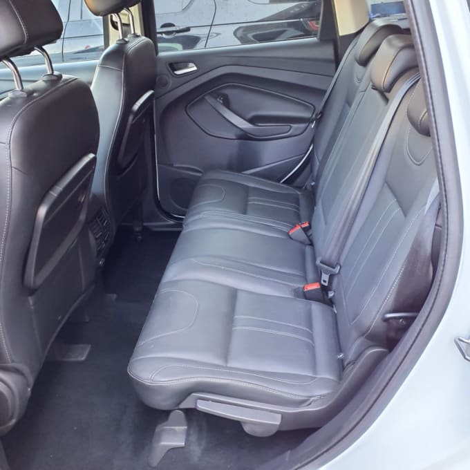 2025 Ford Kuga