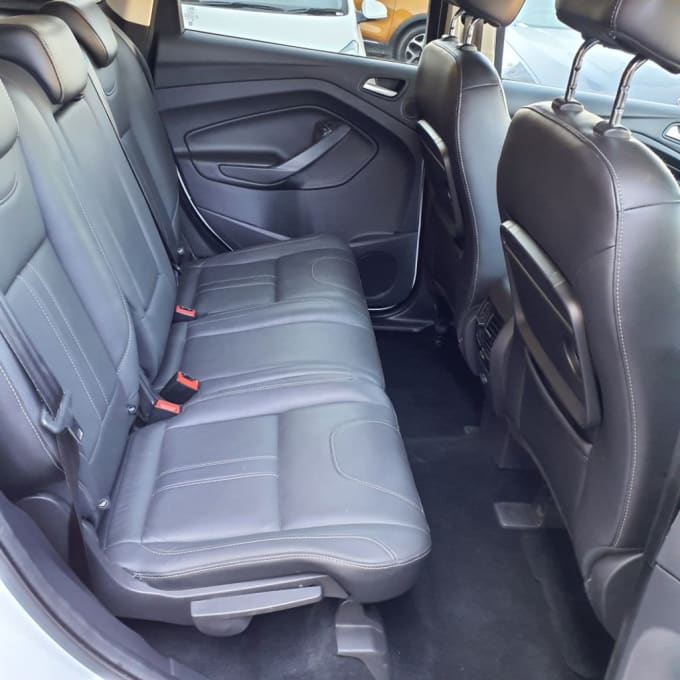 2025 Ford Kuga