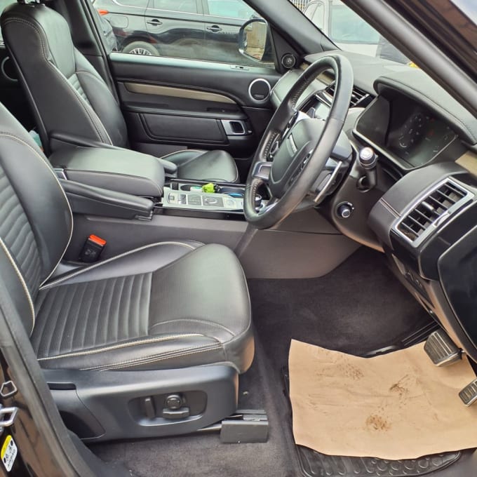 2025 Land Rover Discovery