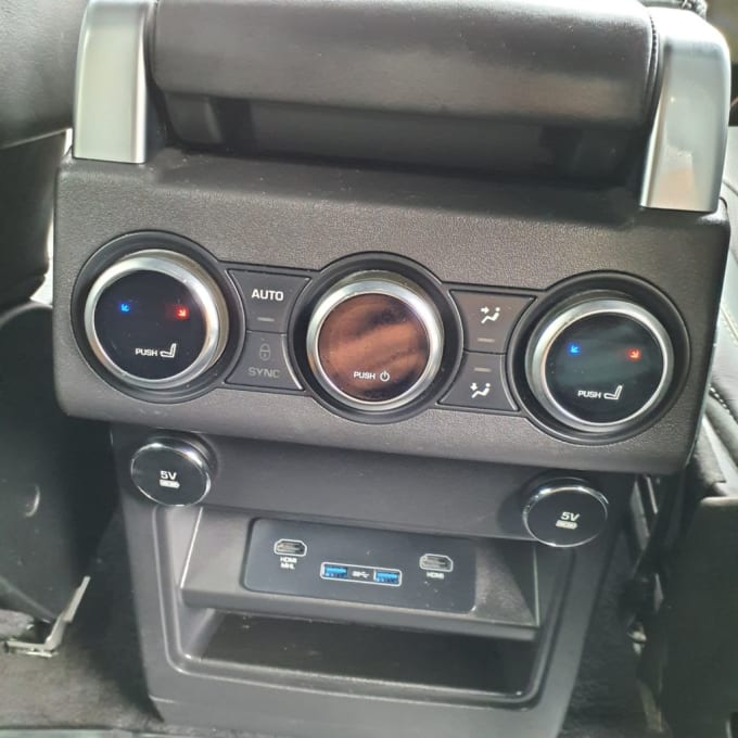 2025 Land Rover Discovery