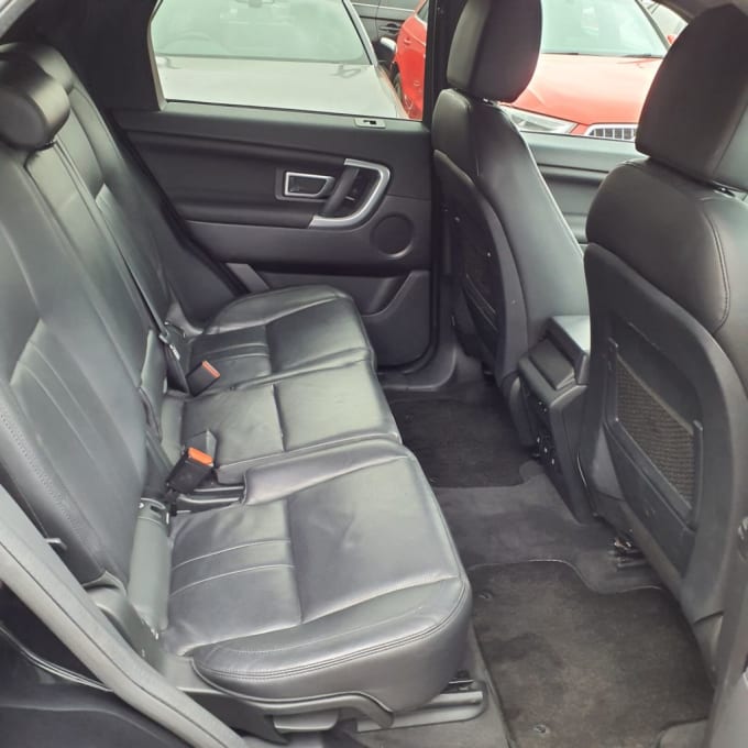 2025 Land Rover Discovery Sport