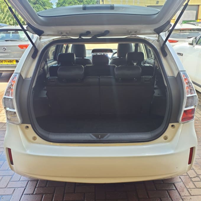 2025 Toyota Prius+