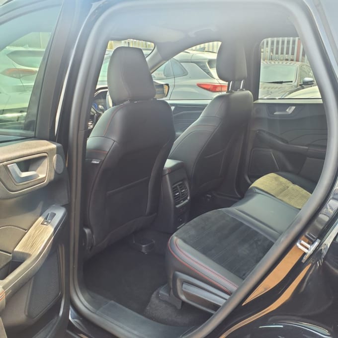 2025 Ford Kuga
