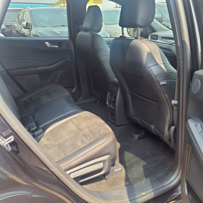 2025 Ford Kuga