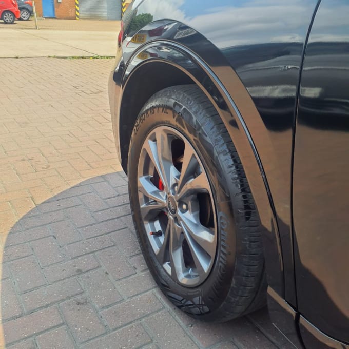 2025 Ford Kuga