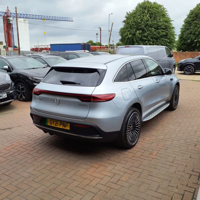 2025 Mercedes-benz Eqc