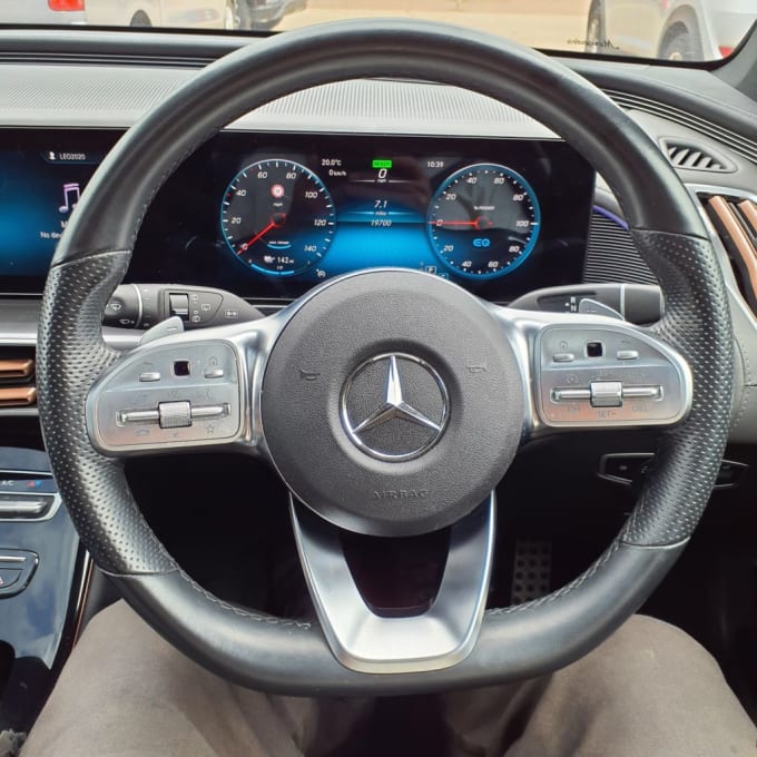 2025 Mercedes-benz Eqc