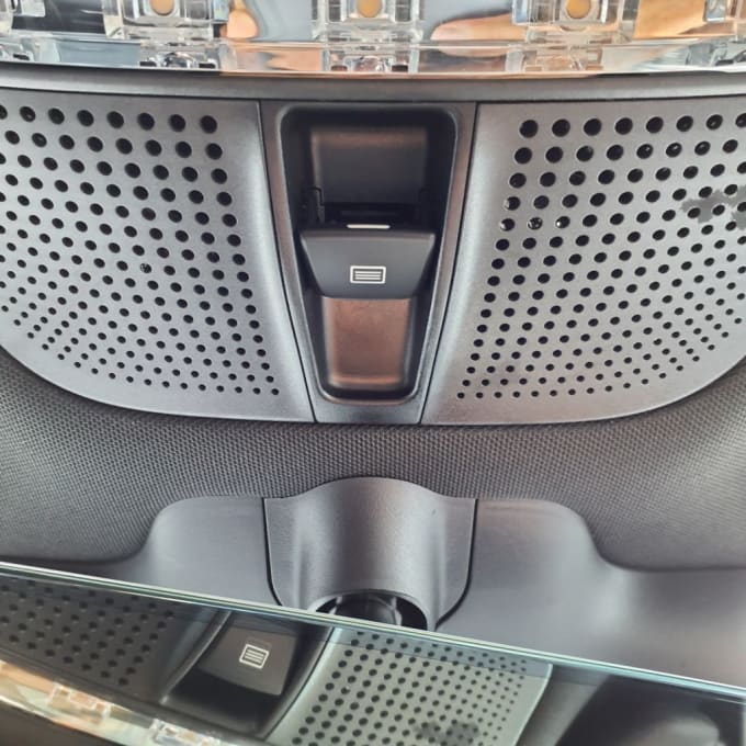 2025 Mercedes-benz Eqc