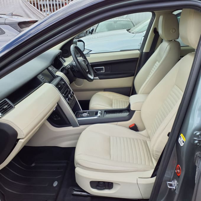 2025 Land Rover Discovery Sport