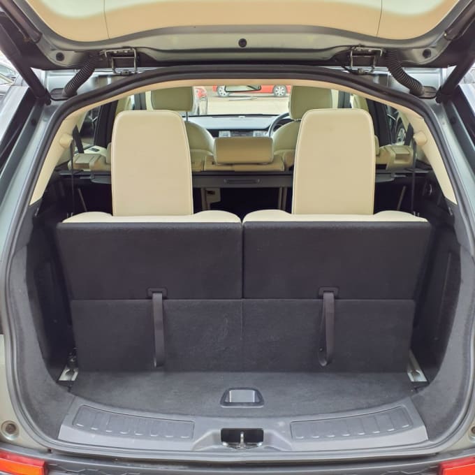 2025 Land Rover Discovery Sport