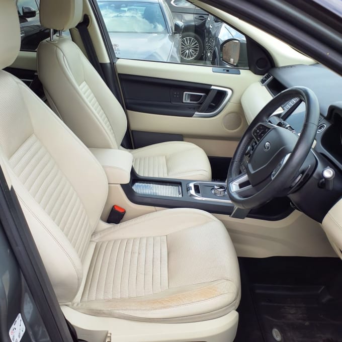 2025 Land Rover Discovery Sport