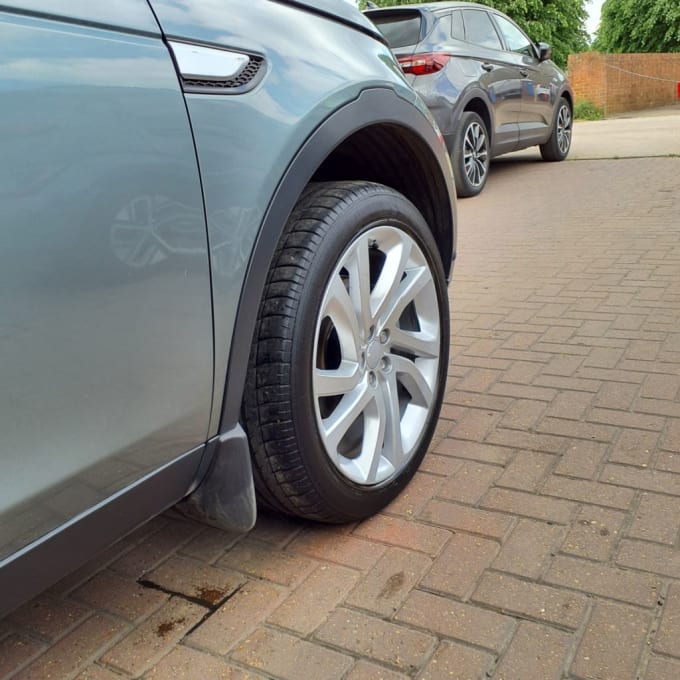 2025 Land Rover Discovery Sport