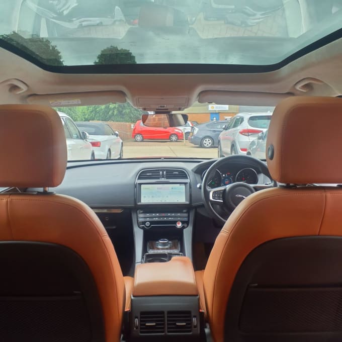2025 Jaguar F-pace