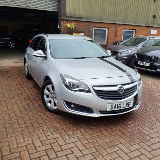 2025 Vauxhall Insignia
