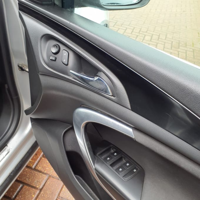 2025 Vauxhall Insignia