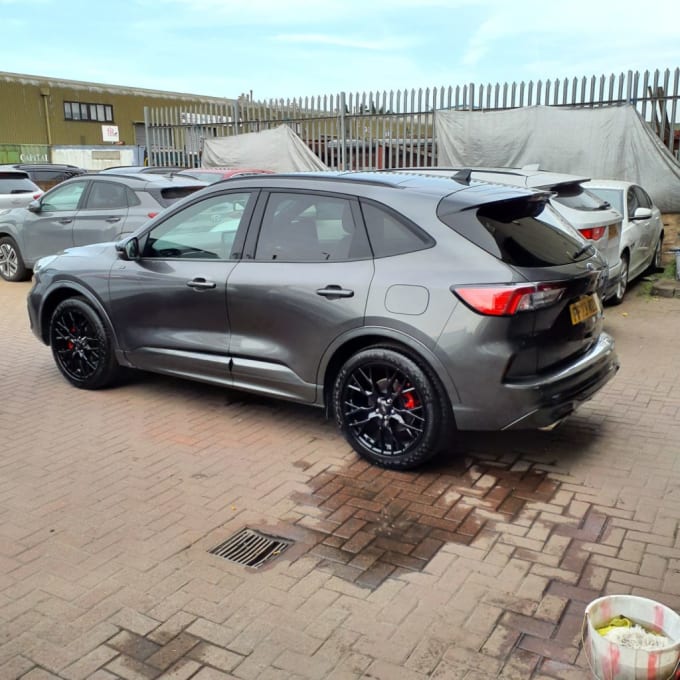 2025 Ford Kuga
