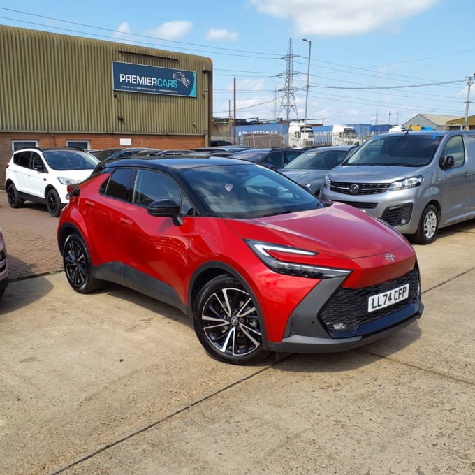 2025 Toyota C-hr