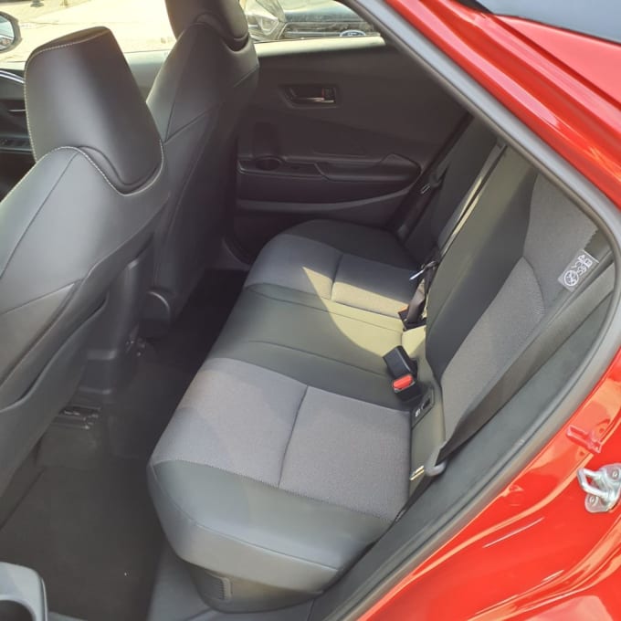 2025 Toyota C-hr