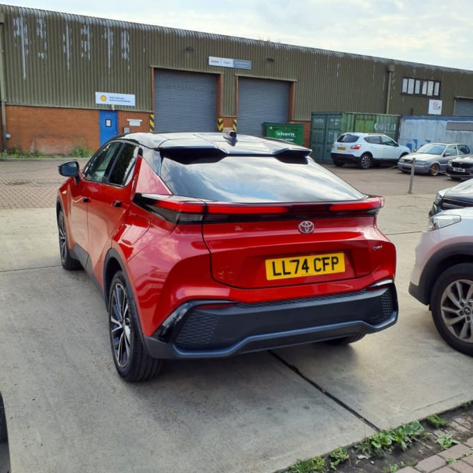 2025 Toyota C-hr