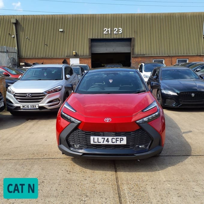 2025 Toyota C-hr