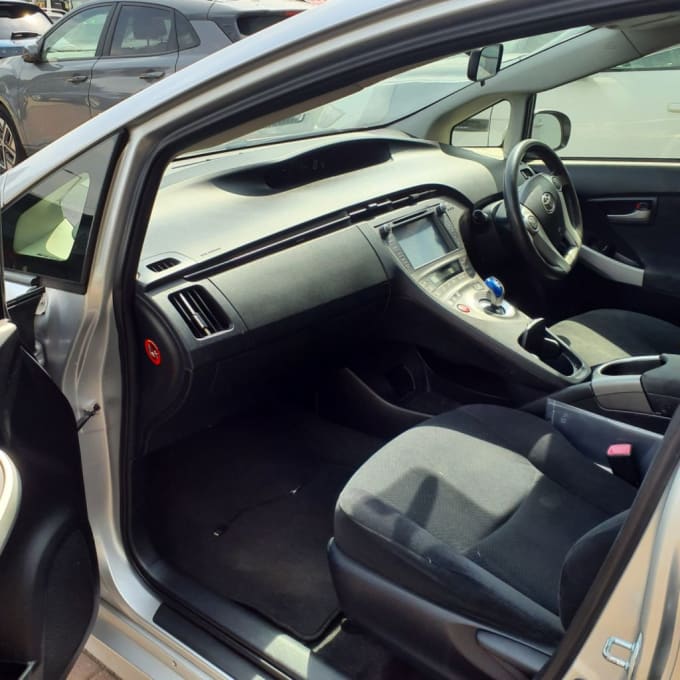 2025 Toyota Prius