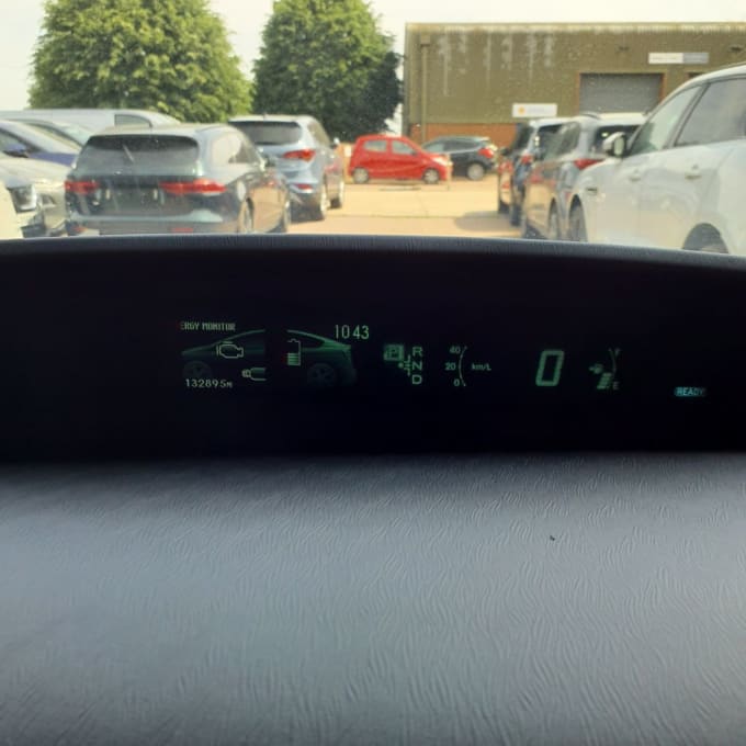 2025 Toyota Prius