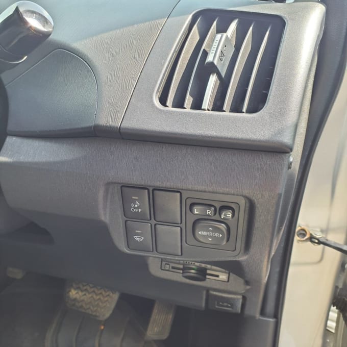 2025 Toyota Prius