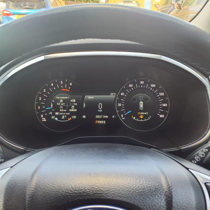 2025 Ford Galaxy