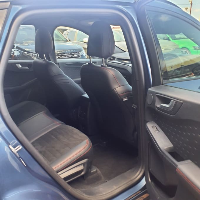 2025 Ford Kuga