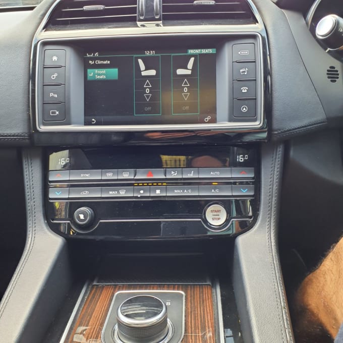 2025 Jaguar F-pace
