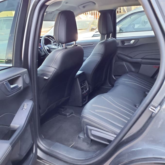 2025 Ford Kuga