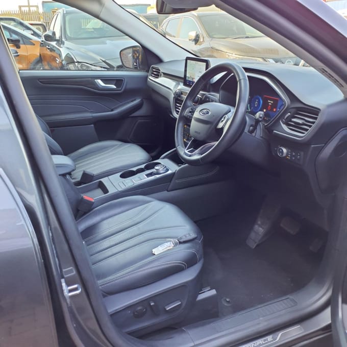2025 Ford Kuga